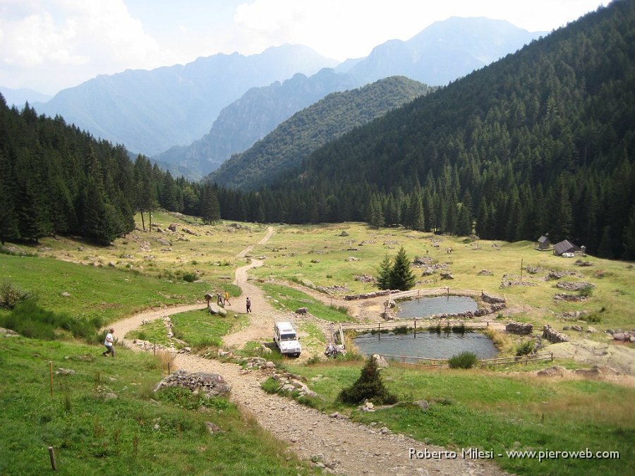 11 Da Agriturismo Ferdy verso valle.JPG